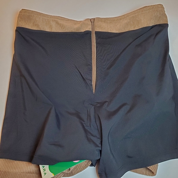 NWOT HALARA Brown Corduroy Skort Sz M - Picture 5 of 9